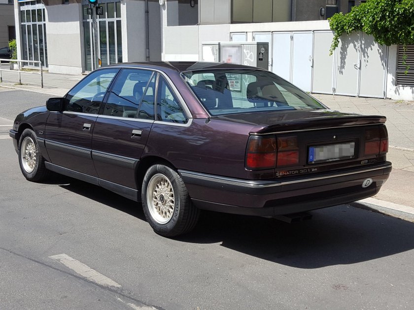 Opel Senator b