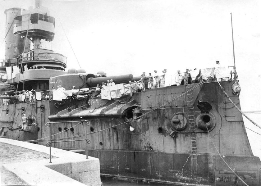 Эскадренный броненосец Цесаревич