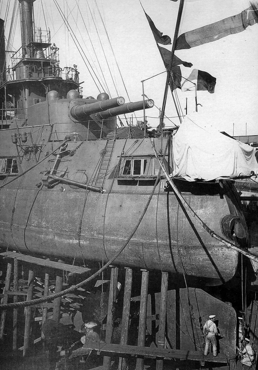 Корабль Цесаревич 1904