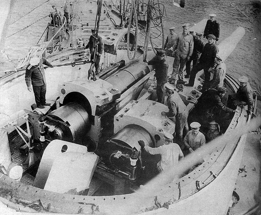 305 Мм пушка Обуховского завода