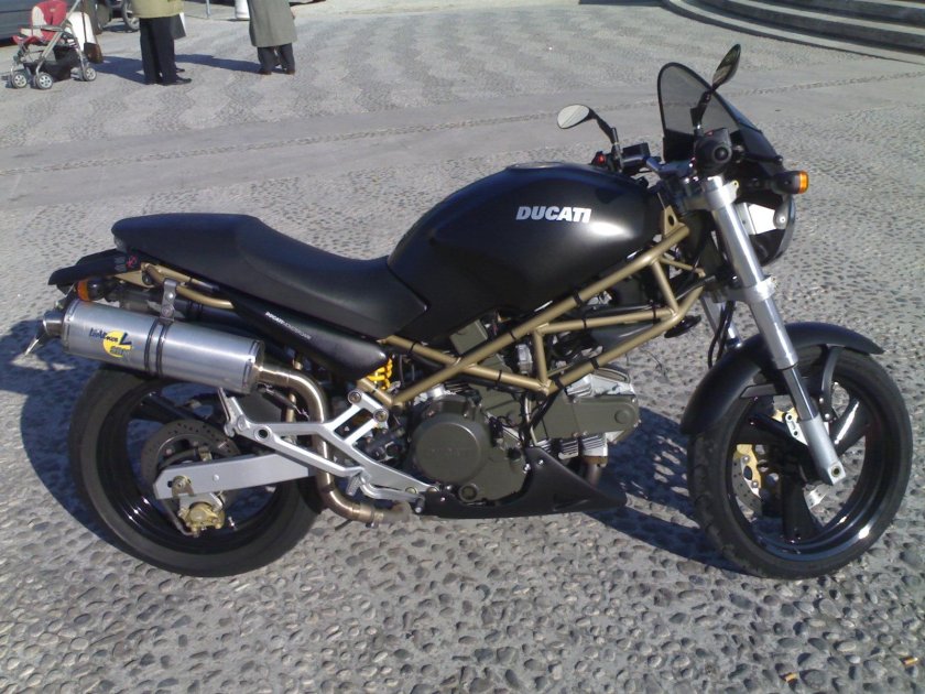 Ducati Monster 600