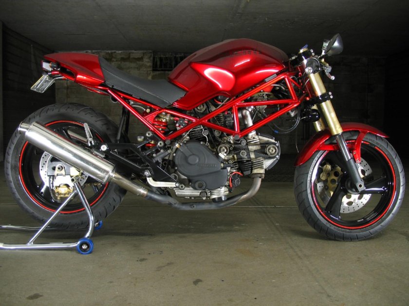 Ducati Monster 600