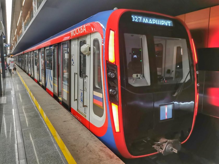 Москва вагон метро