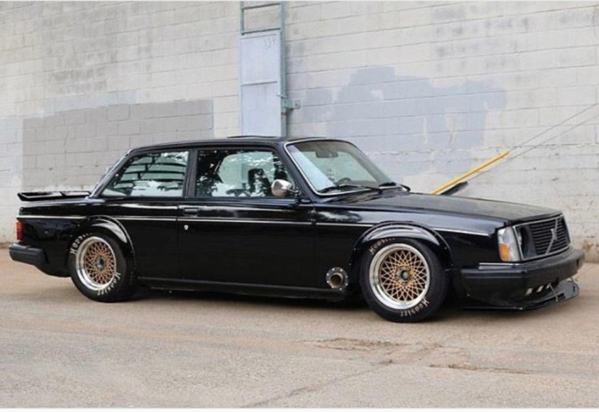 Volvo 242 stance