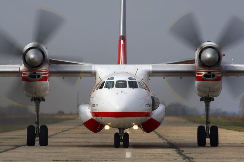 Самолет АН-32