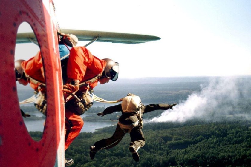 Десантники пожарные Авиалесоохрана