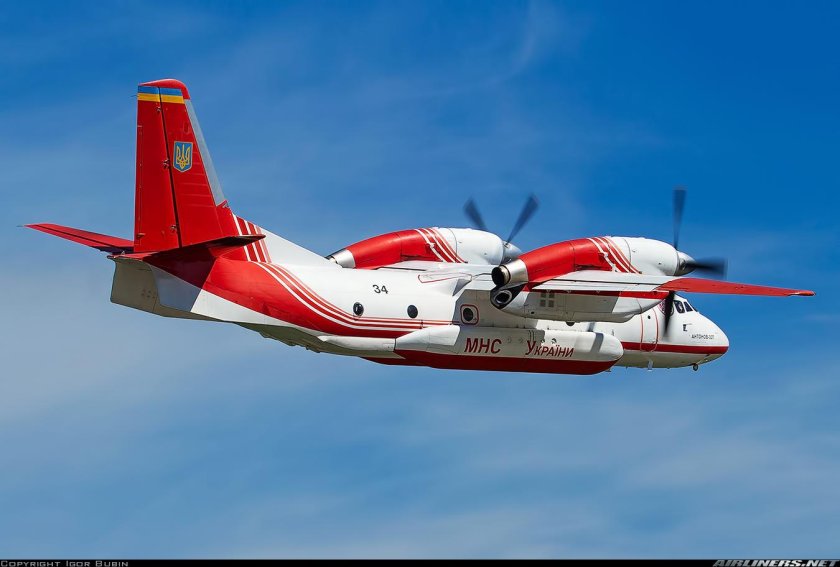 Самолет АН-32