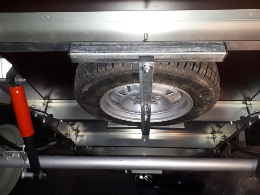 Держатель запасного колеса МЗСА 3105.0002