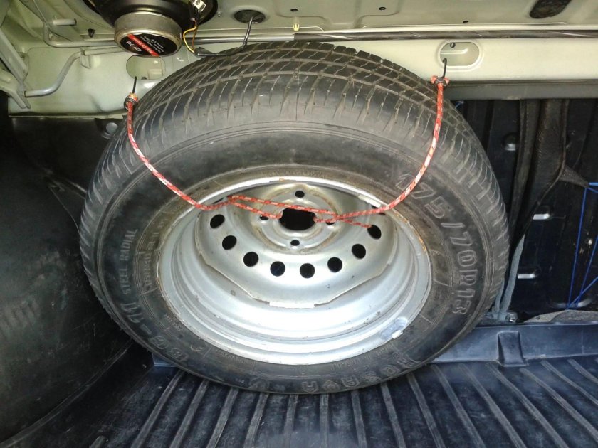 Запаска Дэу Ланос 2001 купе