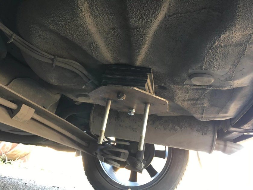 Днище Джили МК