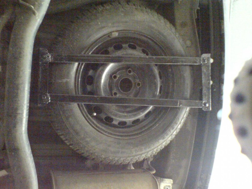 Кронштейн запасного колеса Фиат Дукато 250