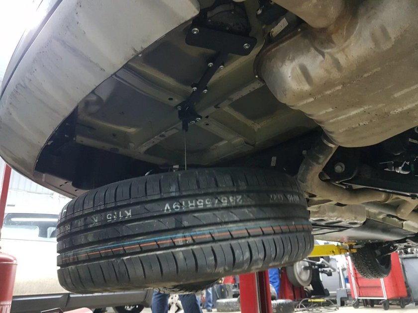 Запасное колесо на Киа Соренто 2014