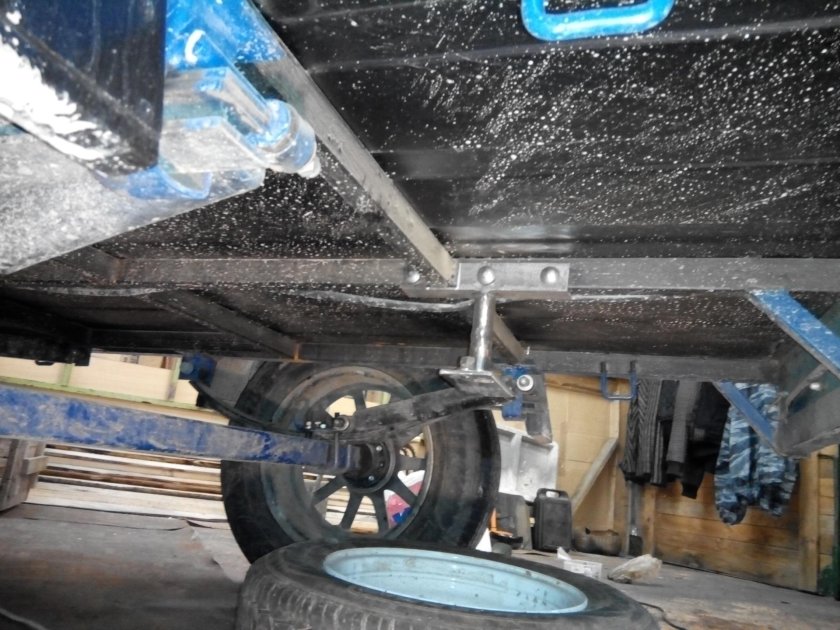 МЗСА кронштейн запасного колеса