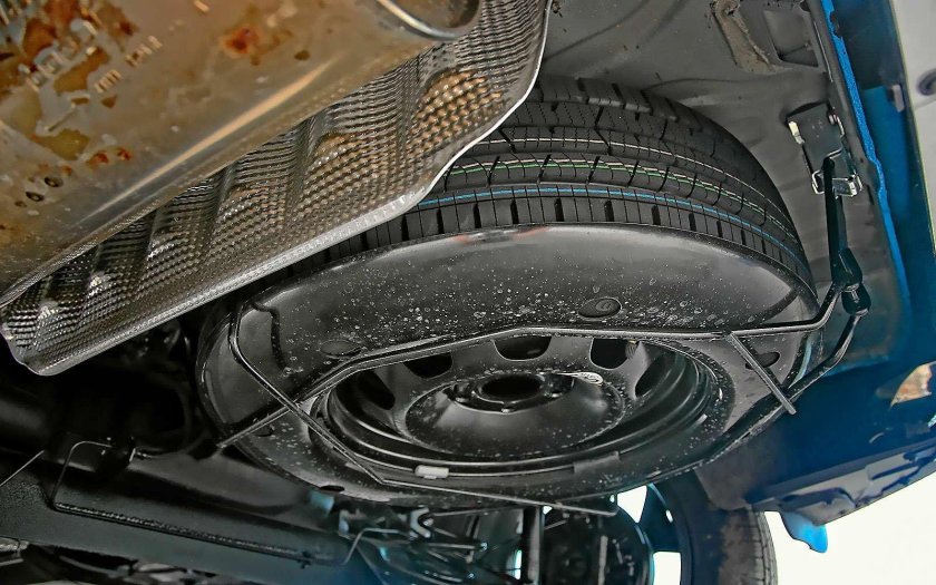 Рено Каптур запасное колесо