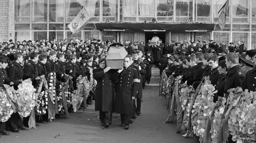 Экипаж к 278 комсомолец