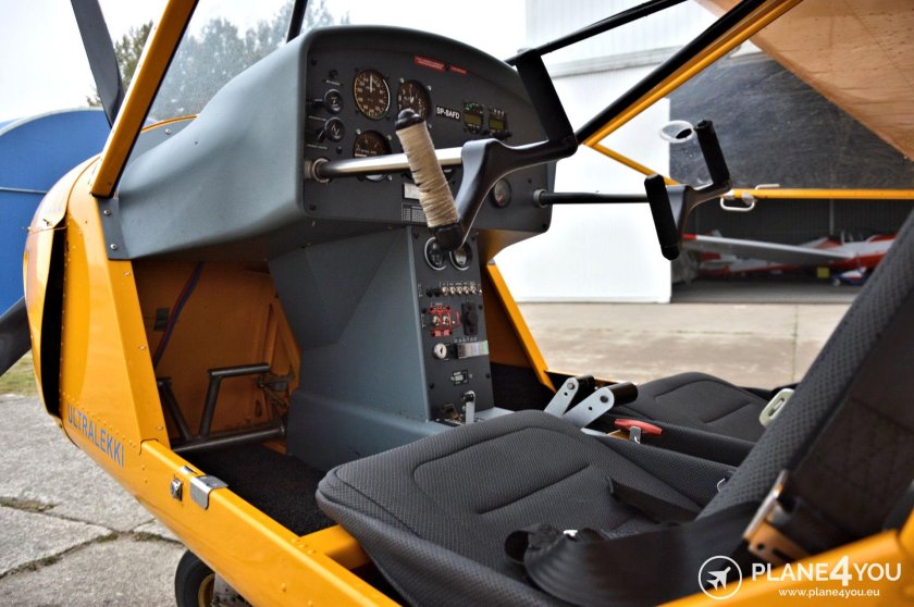 Аэропракт а-22 кабина