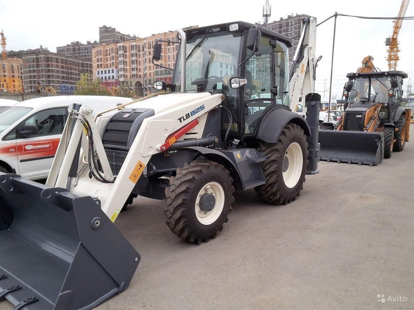 Terex TLB 825