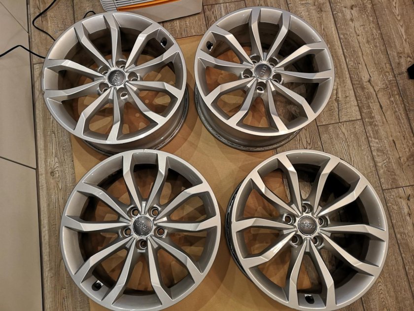 Диски Ауди р18 оригинал