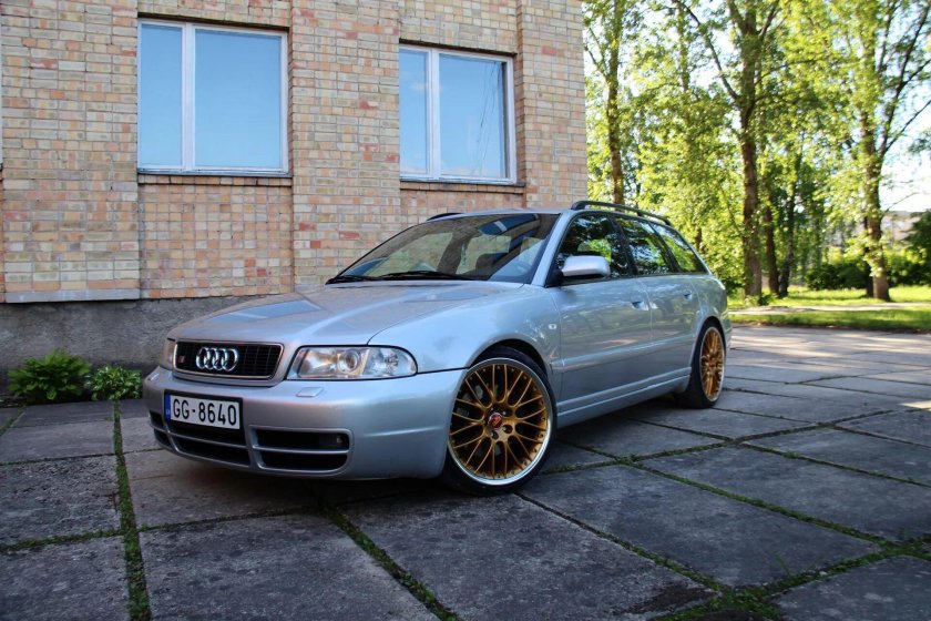 Audi a4 b5 r19