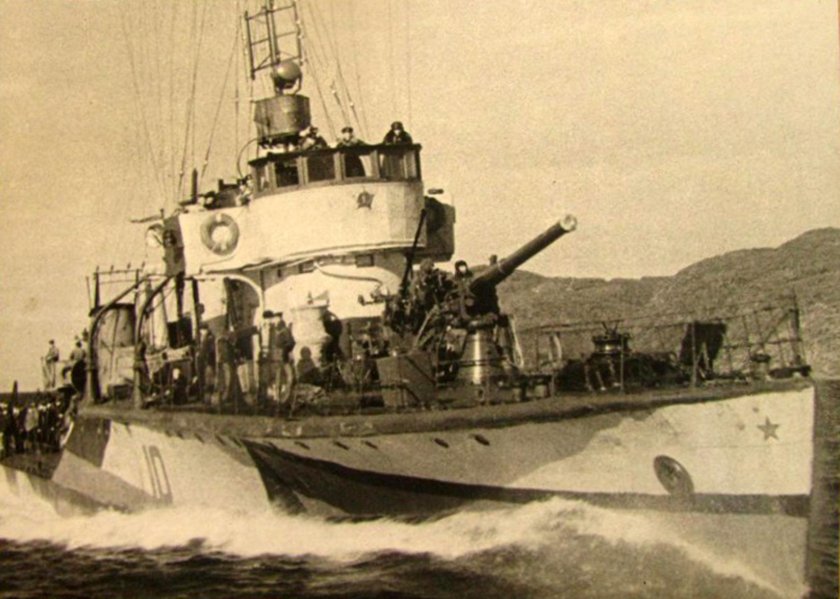 Сторожевой корабль буря 1941