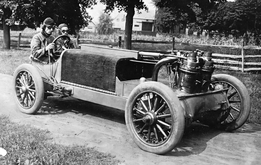 Первые гоночные машины