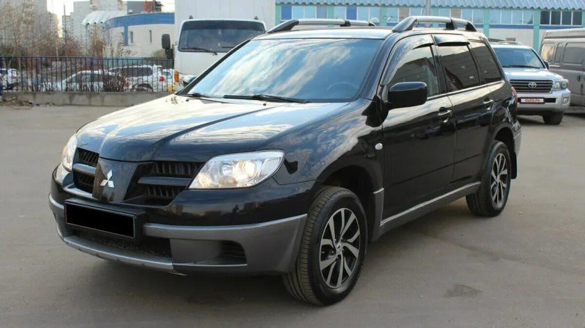 Mitsubishi Outlander 1 черный