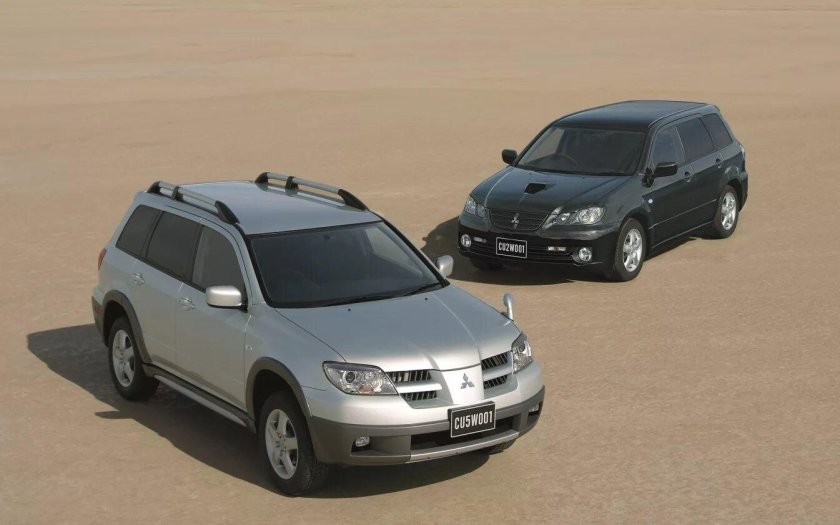 Mitsubishi Outlander 1