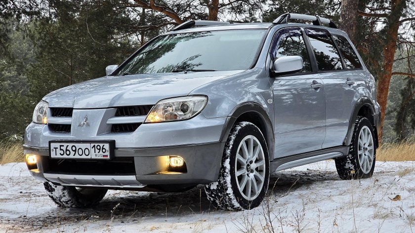 Mitsubishi outlander 2005
