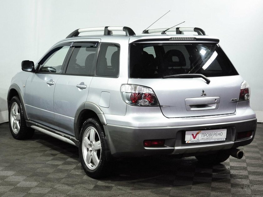 Mitsubishi Outlander 2005