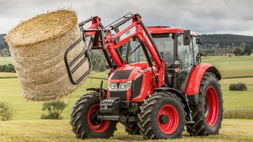 Трактор Zetor Forterra