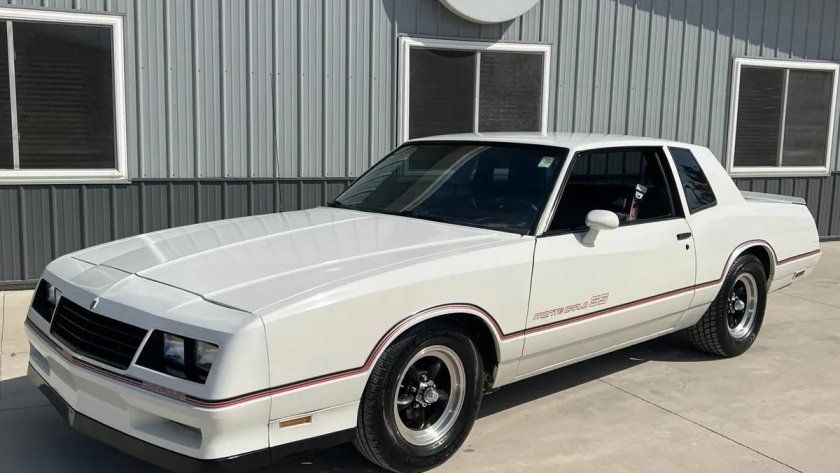 Chevrolet monte carlo 1989