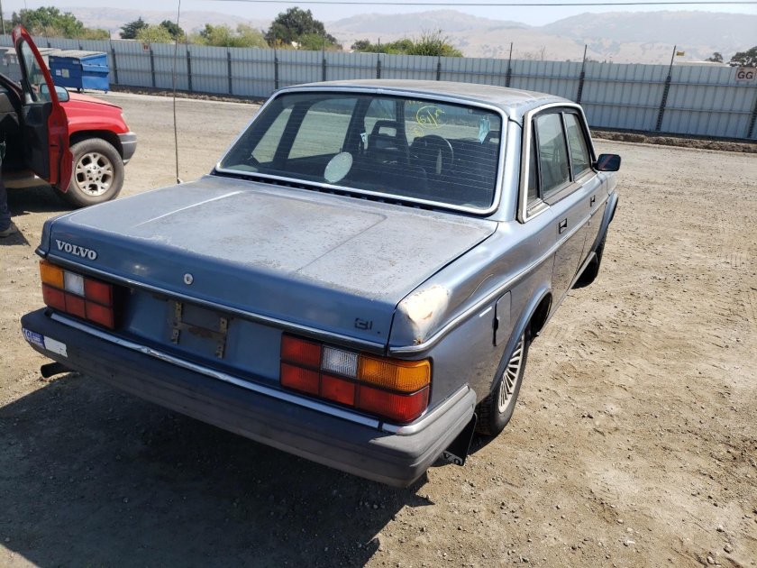 Volvo 244 DL