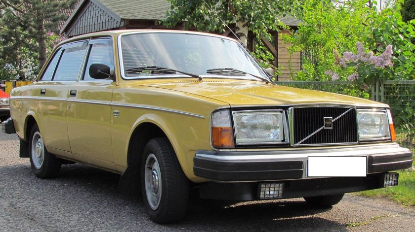 Volvo 244