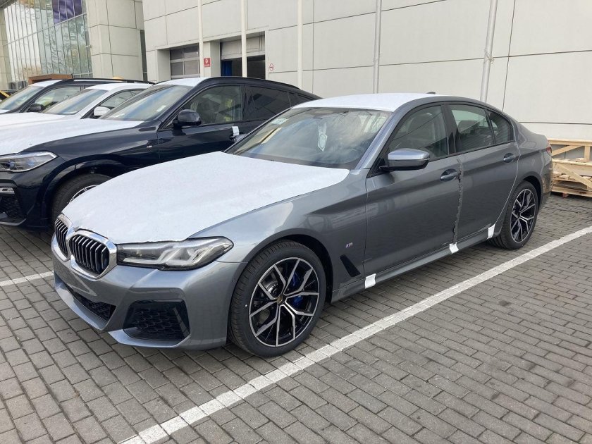 Серый гранит металлик BMW g30