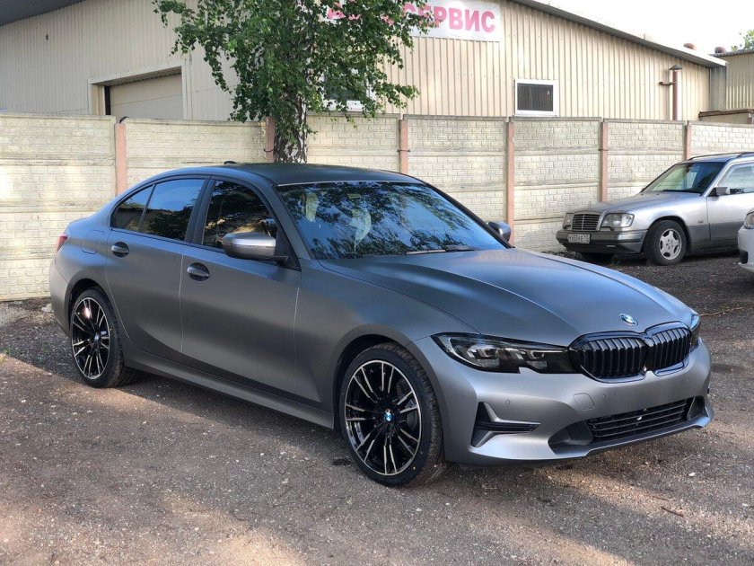 BMW g20 серый мат