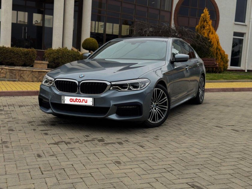 Бмв 5 2018 года