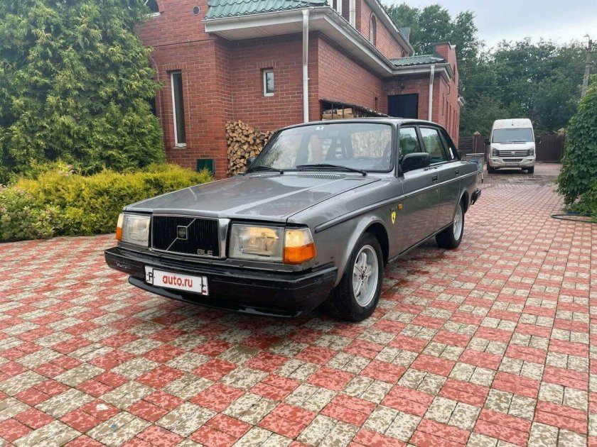 Volvo 240 1983