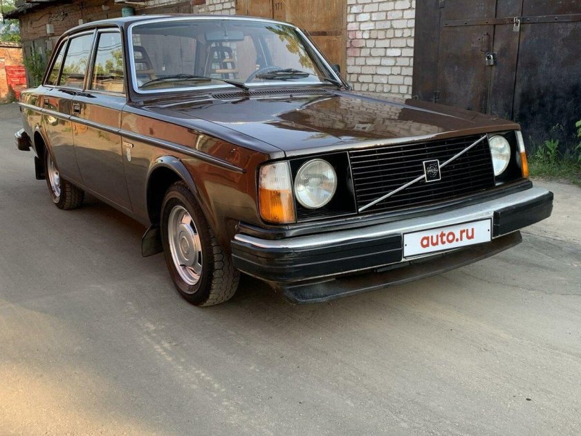 Вольво 240 1975