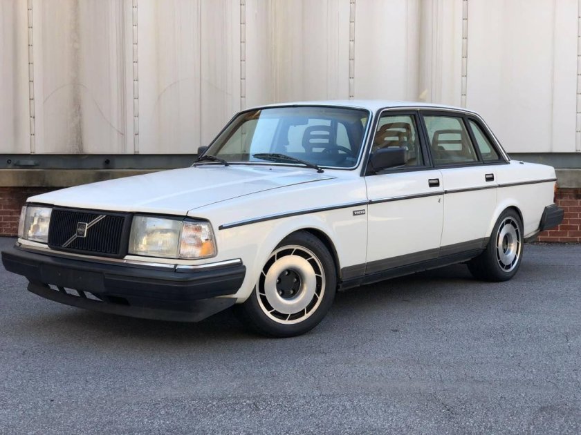 Volvo 240