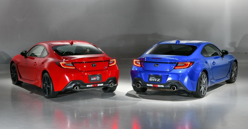 Toyota gr86 и Subaru BRZ
