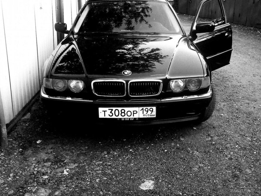 BMW e38 бандиты