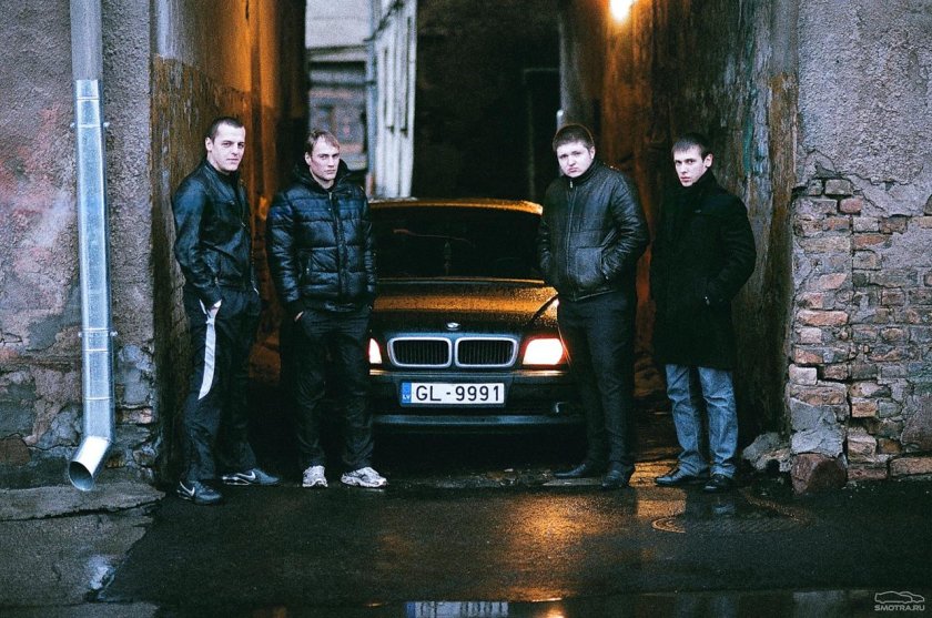 BMW 90е бандиты