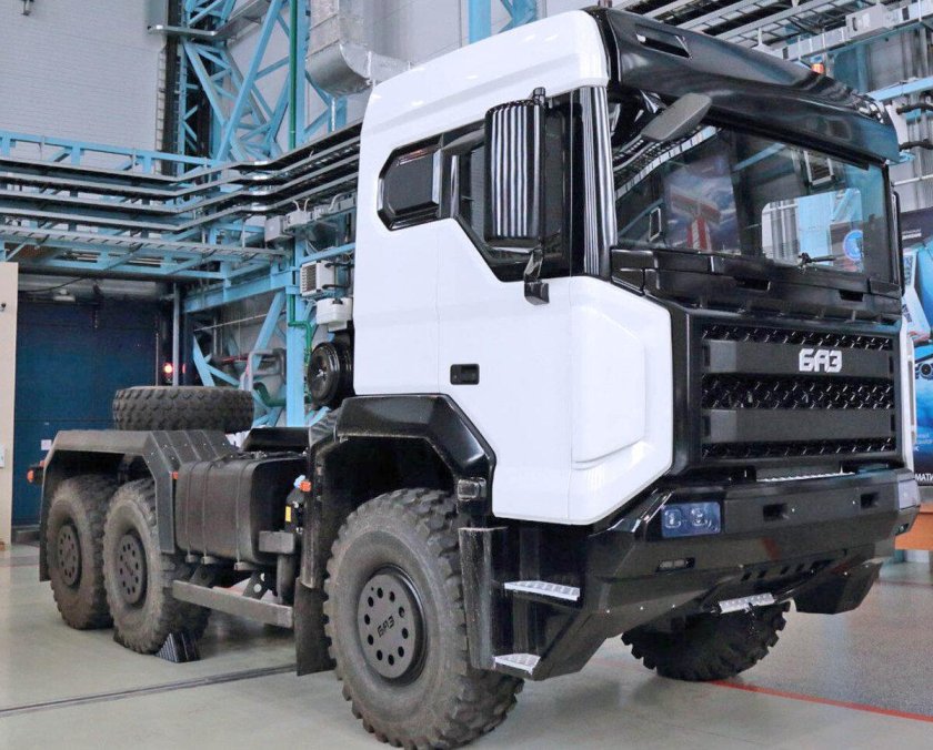 Баз тягач 2023