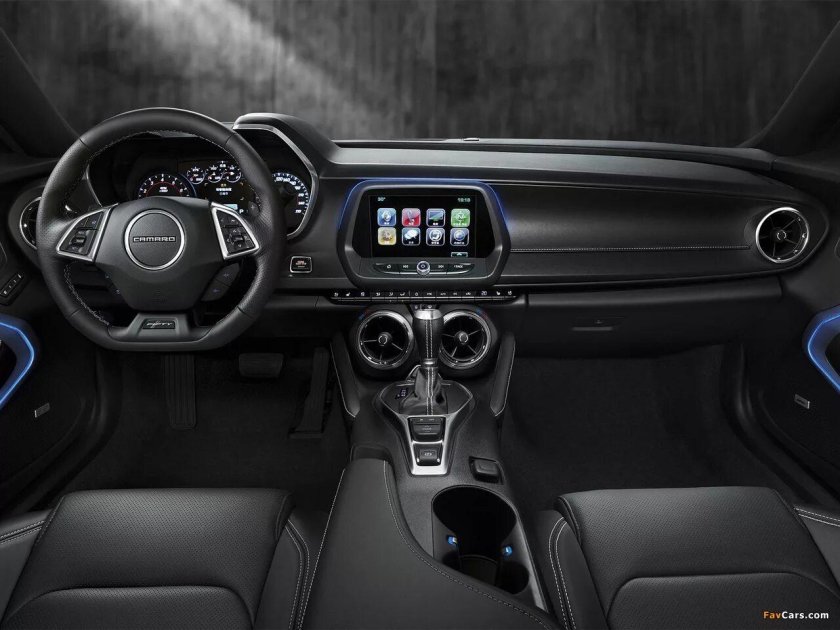Chevrolet Camaro 2017 салон