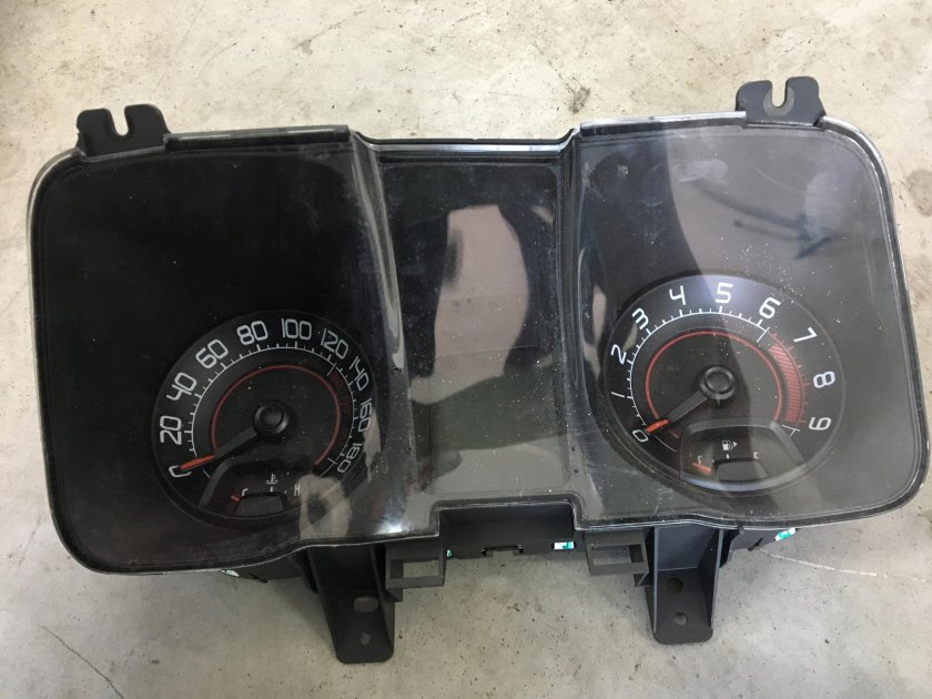 Chevrolet Camaro приборная панель