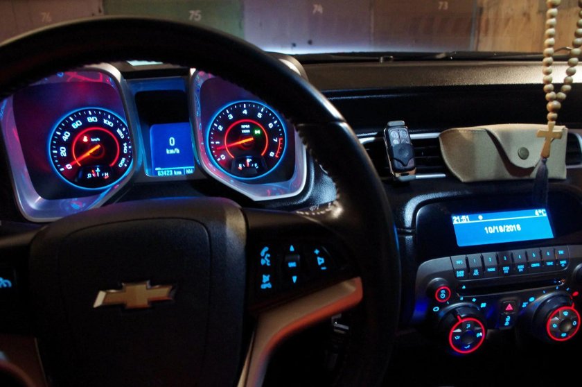 Магнитола Chevrolet Camaro