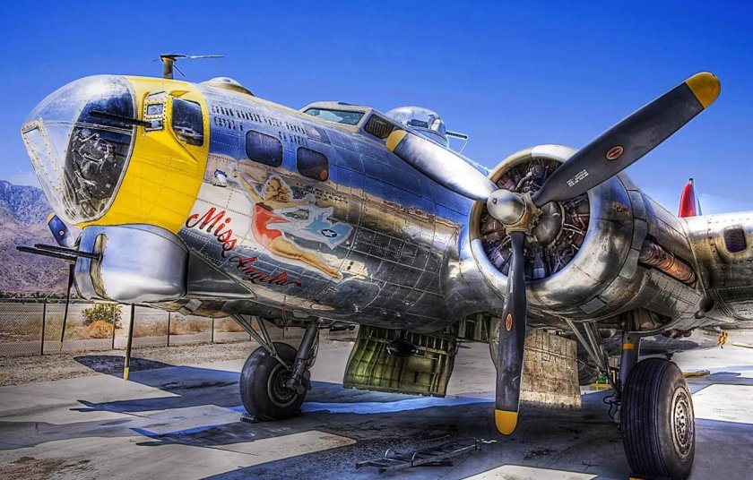 B 17 бомбардировщик