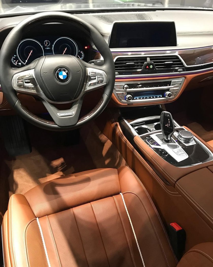 BMW 730li