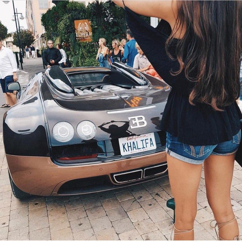 Машина бугатти