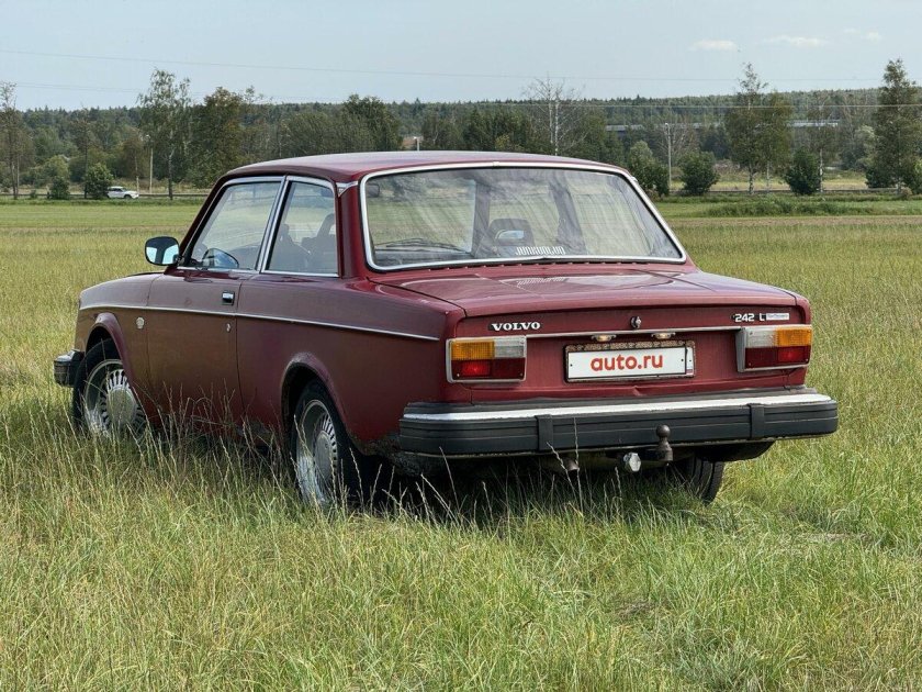 Volvo 242 dl